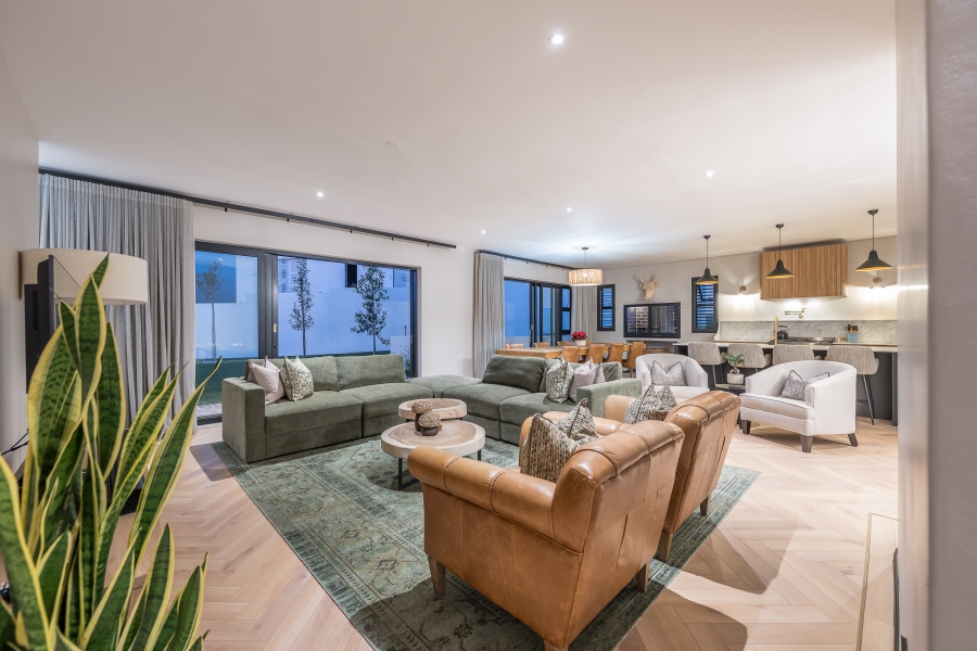 4 Bedroom Property for Sale in Kingswood Golf Estate Western Cape
